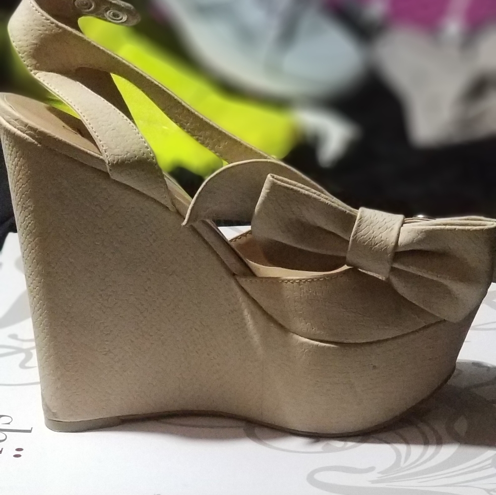 Wedge Shoe